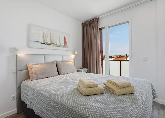 Casa Dos Terracos T3 1º Apartamento São Martinho do Porto